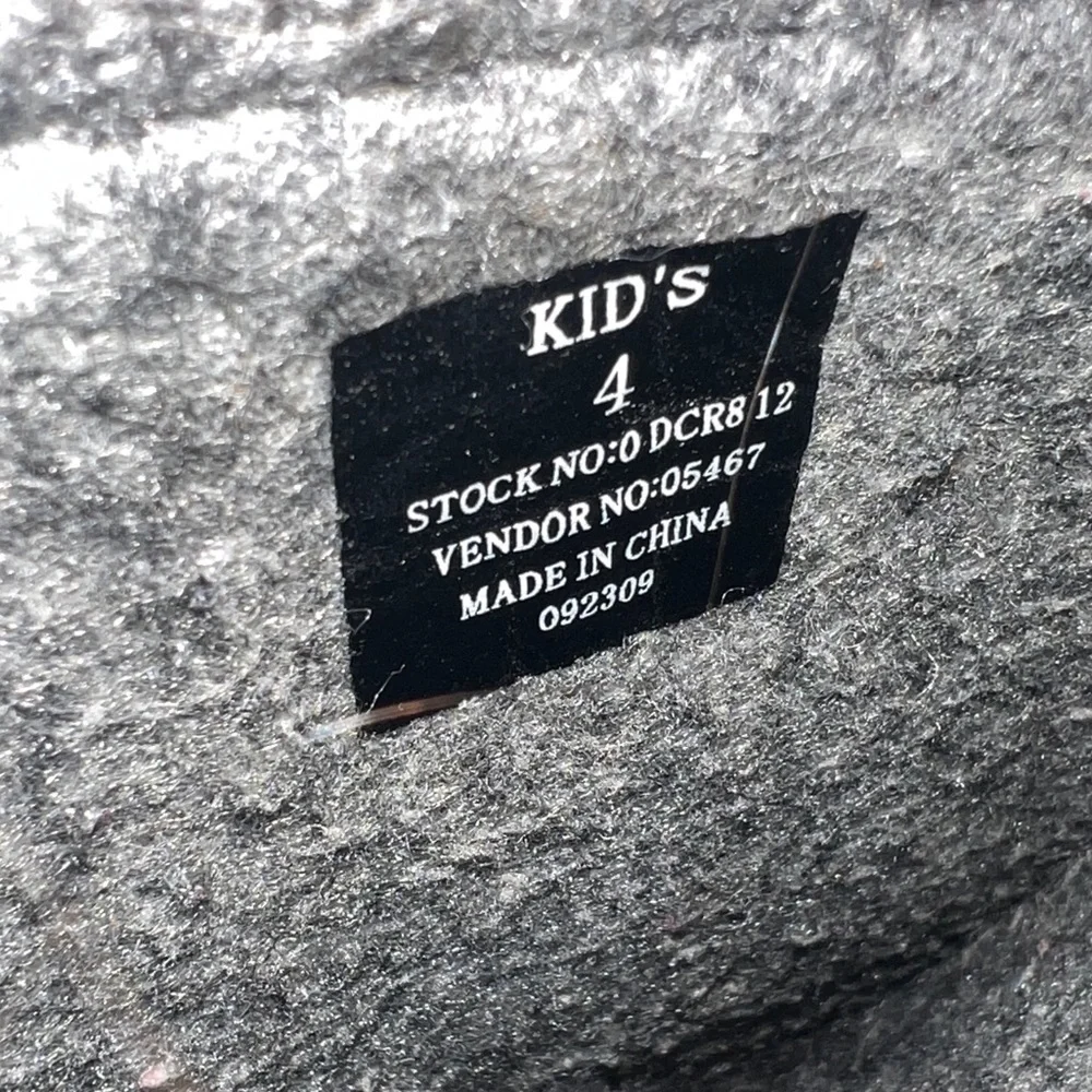L.L. Bean Kids Mid Calf Winter Boots With Liner | Size 4 | Black | Gray |
